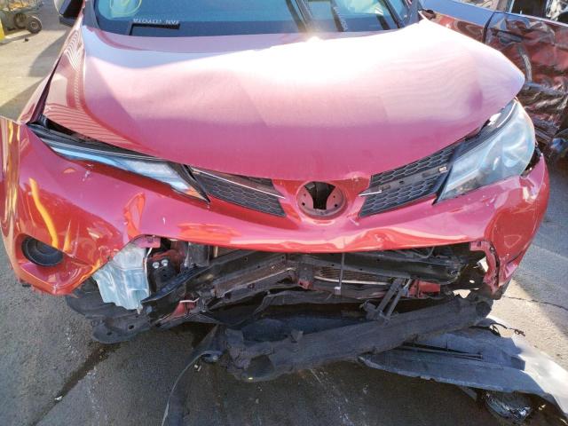 Photo 9 from auction – 2014 TOYOTA RAV4 LE with VIN 2T3BFREV4EW140345