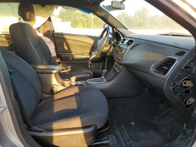 Photo 5 from auction – 2014 CHRYSLER 200 with VIN 1C3CCBBG5EN106727