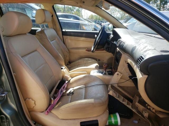 Photo 5 from auction – 2002 VOLKSWAGEN PASSAT GLX with VIN WVWYH63B12E006441