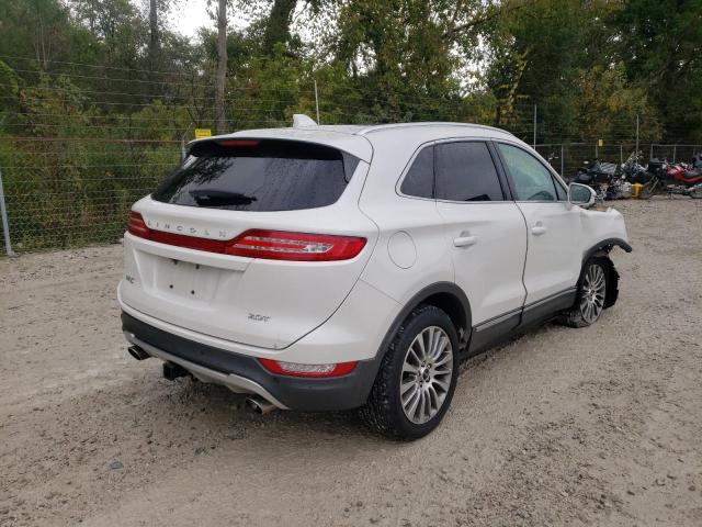 Photo 4 from auction – 2017 LINCOLN MKC RESERV with VIN 5LMCJ3C92HUL61409