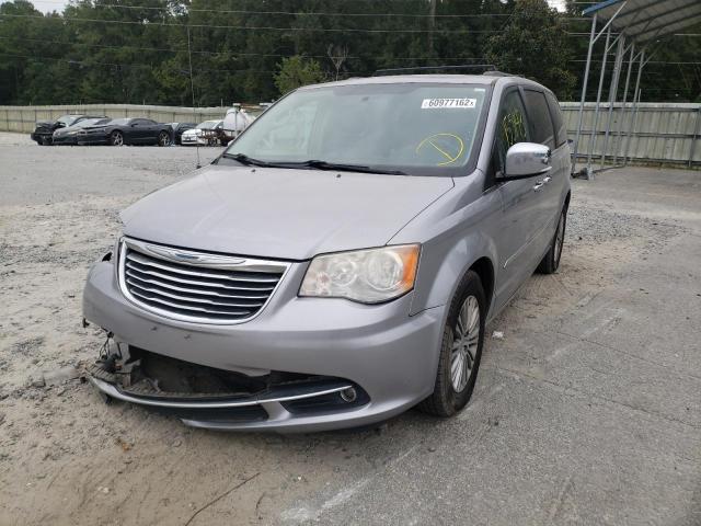 Photo 2 from auction – 2014 CHRYSLER TOWN & COU with VIN 2C4RC1CG3ER371857