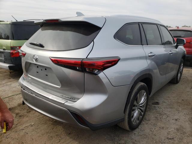 Photo 4 from auction – 2022 TOYOTA HIGHLANDER with VIN 5TDFZRAH0NS108552