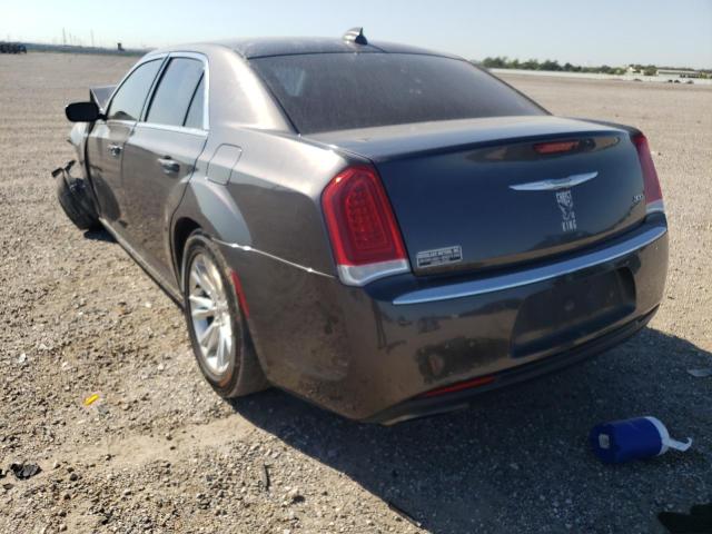 Photo 3 from auction – 2017 CHRYSLER 300 LIMITE with VIN 2C3CCAAG7HH538437