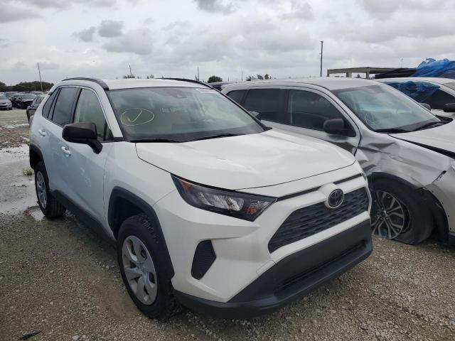 TOYOTA RAV4 LE 2019 with VIN JTMH1RFVXKD040539 - Photo from auction