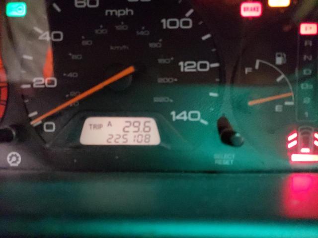 Photo 8 from auction – 2004 HONDA ODYSSEY EX with VIN 5FNRL18954B067353