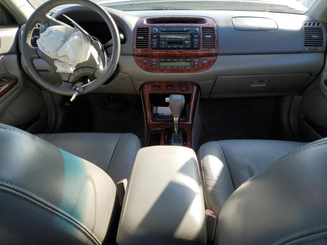 Photo 9 from auction – 2005 TOYOTA CAMRY LE with VIN 4T1BE30K15U520281