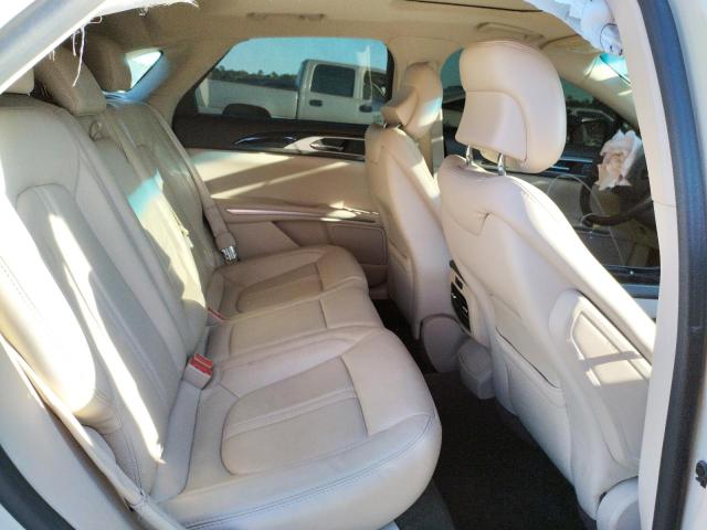 Photo 6 from auction – 2016 LINCOLN MKZ with VIN 3LN6L2G98GR626936