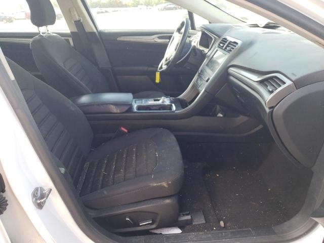 Photo 5 from auction – 2019 FORD FUSION SE with VIN 3FA6P0LU3KR137639
