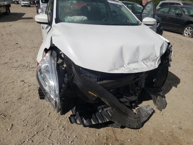 Photo 9 from auction – 2014 NISSAN SENTRA S with VIN 3N1AB7AP2EY292950