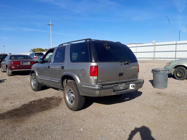 Photo 3 from auction – 1999 CHEVROLET BLAZER with VIN 1GNDT13W3X2196598