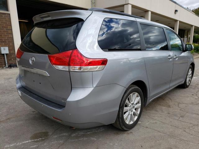 Photo 4 from auction – 2013 TOYOTA SIENNA XLE with VIN 5TDDK3DC0DS052927