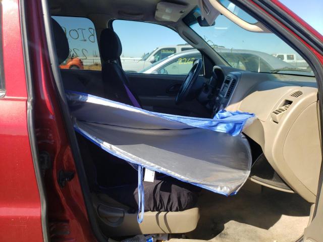 Photo 5 from auction – 2004 FORD ESCAPE XLT with VIN 1FMYU03164KB34402