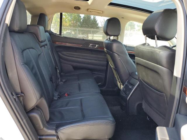 Photo 6 from auction – 2016 LINCOLN MKT with VIN 2LMHJ5AT3GBL02980