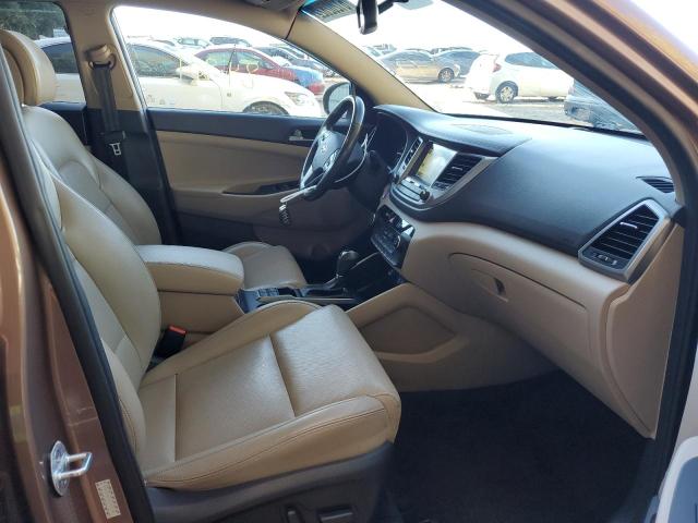 Photo 5 from auction – 2016 HYUNDAI TUCSON LIM with VIN KM8J33A20GU151528