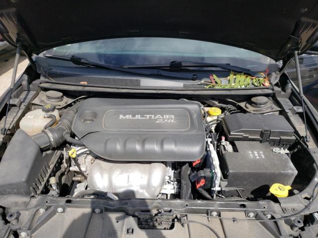 Photo 7 from auction – 2015 CHRYSLER 200 LIMITE with VIN 1C3CCCAB3FN697220