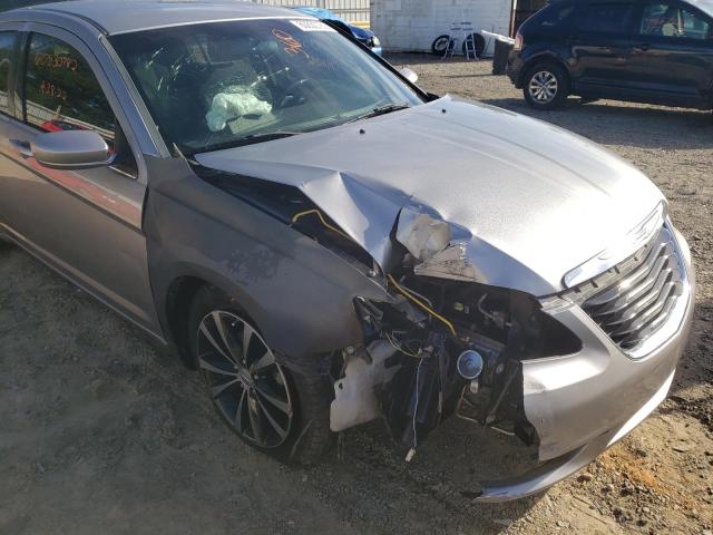 Photo 9 from auction – 2013 CHRYSLER 200 TOURIN with VIN 1C3CCBBG5DN717906