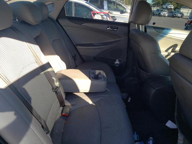 Photo 6 from auction – 2011 HYUNDAI SONATA SE with VIN 5NPEC4AC8BH017857