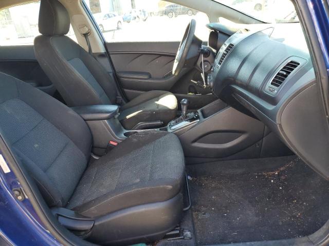 Photo 5 from auction – 2017 KIA FORTE LX with VIN 3KPFK4A77HE137799