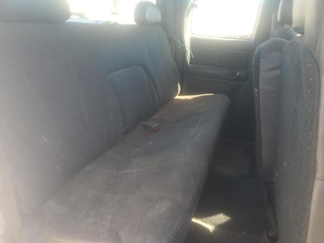 Photo 6 from auction – 2002 CHEVROLET SILVERADO with VIN 2GCEK19T021131861
