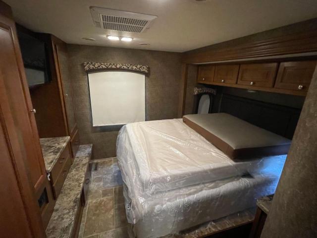 Photo 6 from auction – 2015 FORD F53 with VIN 1F66F5DY3F0A03265