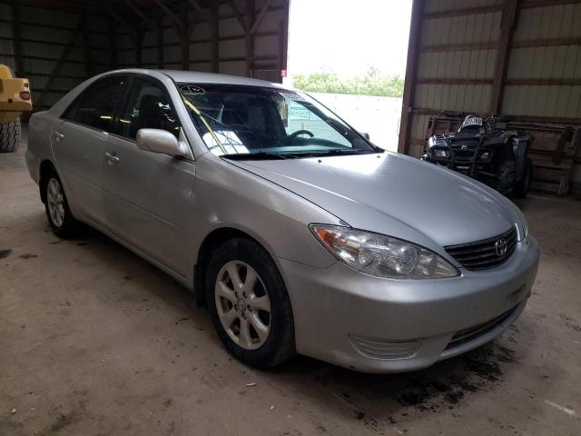TOYOTA CAMRY LE 2005 with VIN 4T1BF32K45U106339 - Photo from auction
