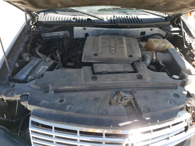 Photo 7 from auction – 2010 LINCOLN NAVIGATOR with VIN 5LMJJ2H51AEJ05947