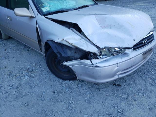 Photo 9 from auction – 2000 TOYOTA CAMRY with VIN 4T1BG22K5YU620115