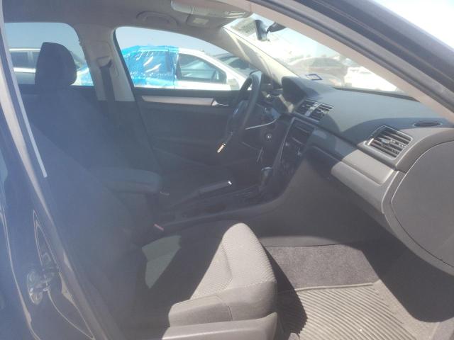 Photo 5 from auction – 2013 VOLKSWAGEN PASSAT S with VIN 1VWAH7A35DC016887