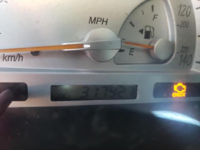 Photo 8 from auction – 2002 TOYOTA CAMRY LE with VIN JTDBF30K520086113