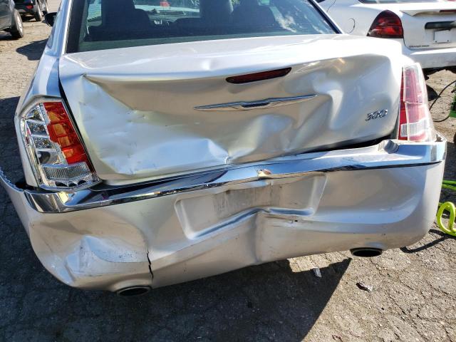 Photo 10 from auction – 2011 CHRYSLER 300 LIMITE with VIN 2C3CA5CG3BH613751
