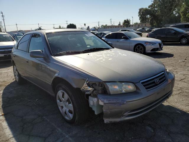 TOYOTA CAMRY LE 2000 with VIN JT2BG22KXY0455585 - Photo from auction