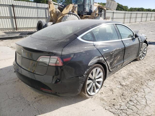 Photo 4 from auction – 2018 TESLA MODEL 3 with VIN 5YJ3E1EA1JF047823