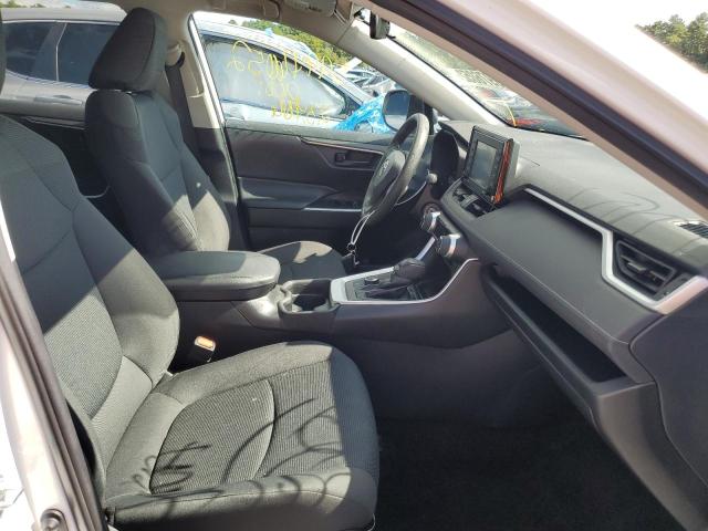 Photo 5 from auction – 2021 TOYOTA RAV4 LE with VIN 2T3L6RFVXMW004917
