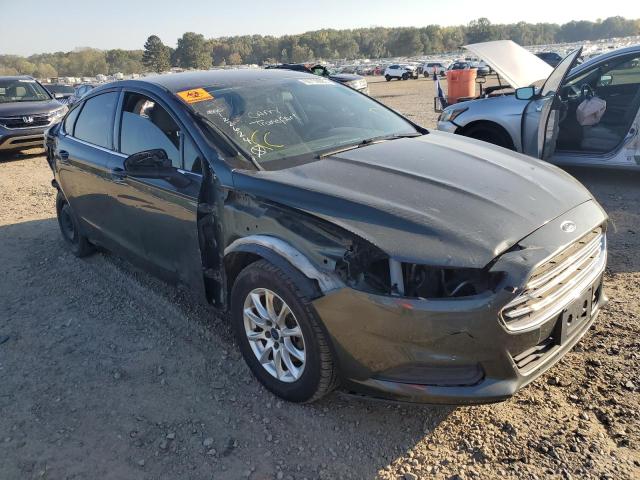 FORD FUSION S 2015 with VIN 3FA6P0G70FR122624 - Photo from auction
