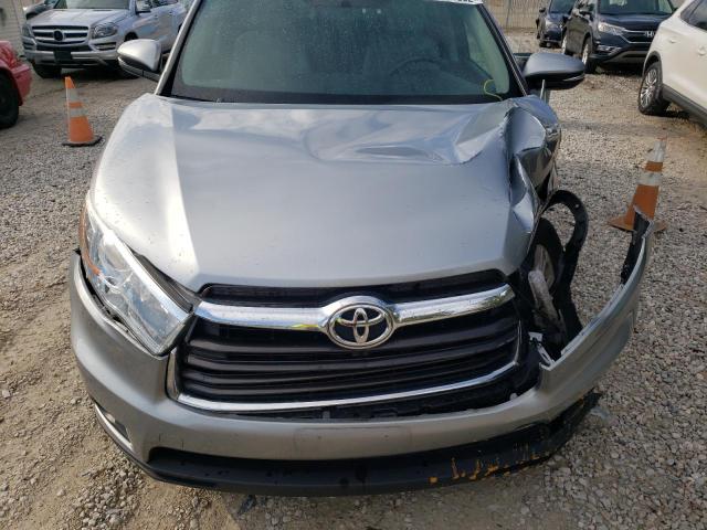 Photo 7 from auction – 2016 TOYOTA HIGHLANDER with VIN 5TDBKRFH1GS300450