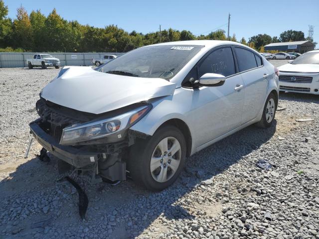 Photo 2 from auction – 2017 KIA FORTE LX with VIN 3KPFK4A77HE080987