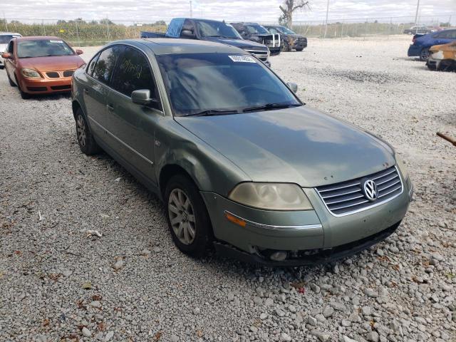 VOLKSWAGEN PASSAT GLS 2001 with VIN WVWPH63B11P199799 - Photo from auction