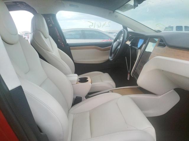Photo 5 from auction – 2018 TESLA MODEL X with VIN 5YJXCDE2XJF141555