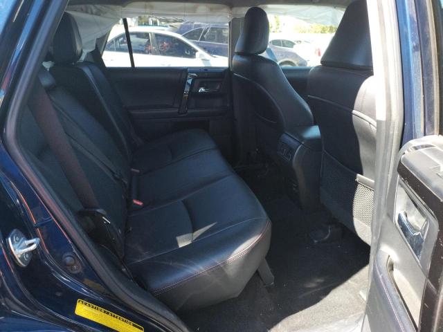Photo 6 from auction – 2018 TOYOTA 4RUNNER SR with VIN JTEBU5JR0J5552332