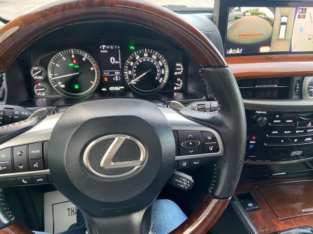 Photo 8 from auction – 2016 LEXUS LX 570 with VIN JTJHY7AX6G4204138