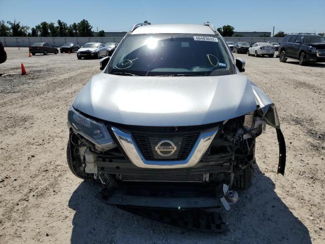 Photo 9 from auction – 2017 NISSAN ROGUE S with VIN KNMAT2MV7HP608758