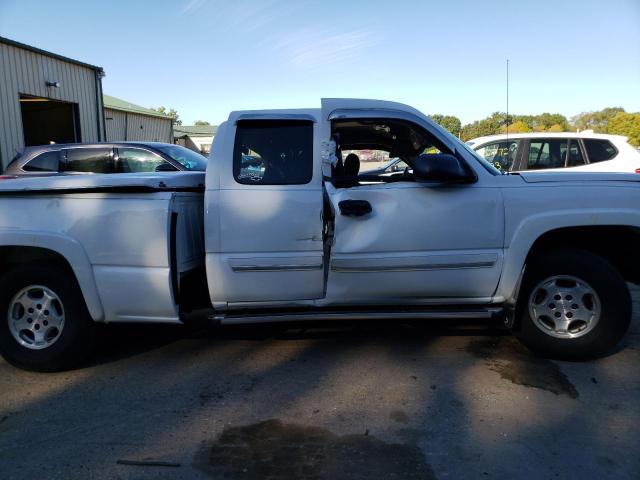 Photo 9 from auction – 2004 CHEVROLET SILVERADO with VIN 1GCEK19T64E400673