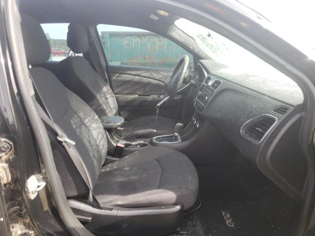 Photo 5 from auction – 2013 CHRYSLER 200 LX with VIN 1C3CCBAB2DN669223