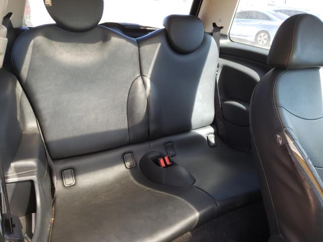 Photo 6 from auction – 2006 MINI COOPER S with VIN WMWRE33536TL22458