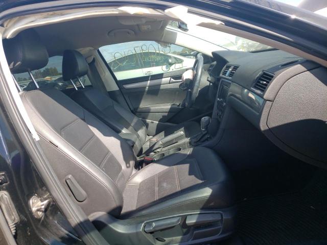 Photo 5 from auction – 2015 VOLKSWAGEN PASSAT S with VIN 1VWAT7A31FC103252