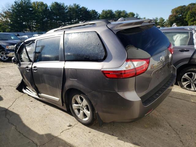 Photo 3 from auction – 2018 TOYOTA SIENNA LE with VIN 5TDKZ3DC5JS922119