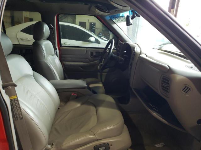 Photo 5 from auction – 2001 CHEVROLET BLAZER with VIN 1GNCS13W712215899