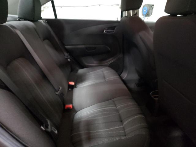 Photo 6 from auction – 2019 CHEVROLET SONIC LT with VIN 1G1JD5SB2K4149633