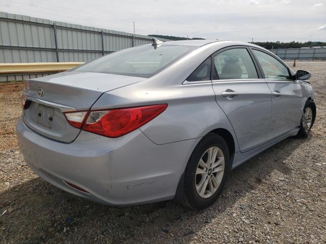 Photo 4 from auction – 2011 HYUNDAI SONATA GLS with VIN 5NPEB4AC4BH295500