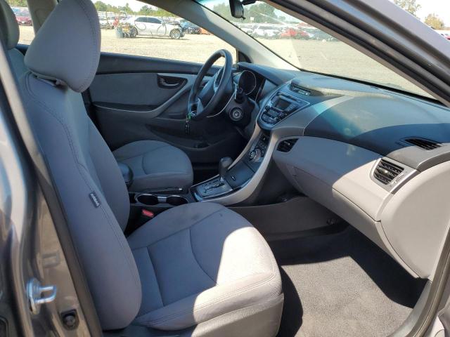 Photo 5 from auction – 2013 HYUNDAI ELANTRA GL with VIN 5NPDH4AE2DH298751